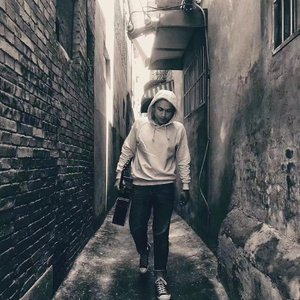 成人❌吸乳18禁羞羞网站直接看
